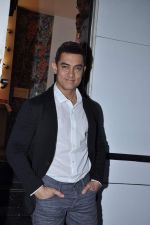 Aamir Khan on location with Star Pariwar in Filmcity, Mumbai on 22nd Nov 2012 (7).JPG